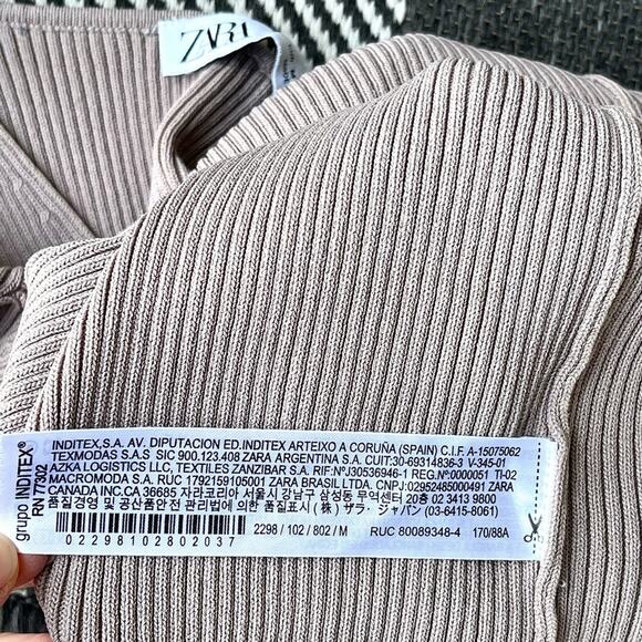 ☘️ Zara Taupe Ribbed Knit viscose Top - size Medium - Picture 9 of 10